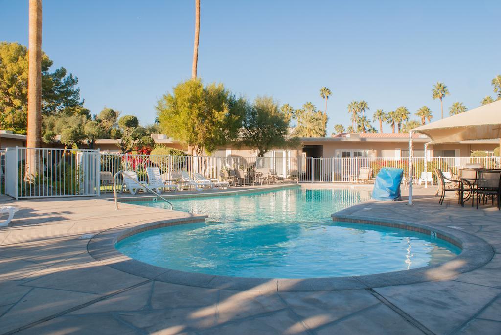 Tuscany Manor Palm Springs Buitenkant foto